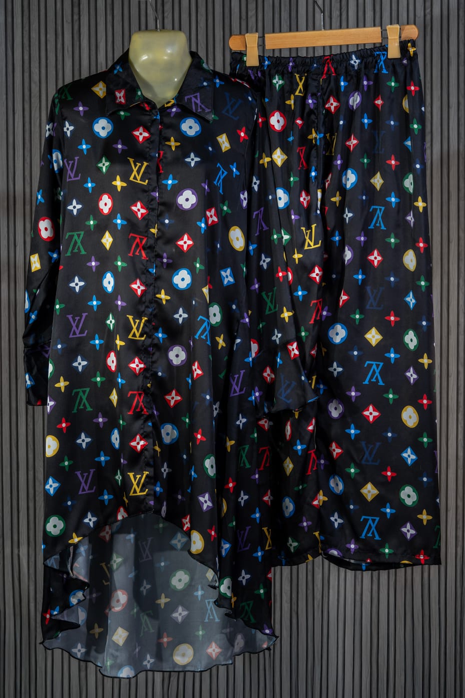 Winter Linen Co-Ord Set for Women – Noir Spectrum