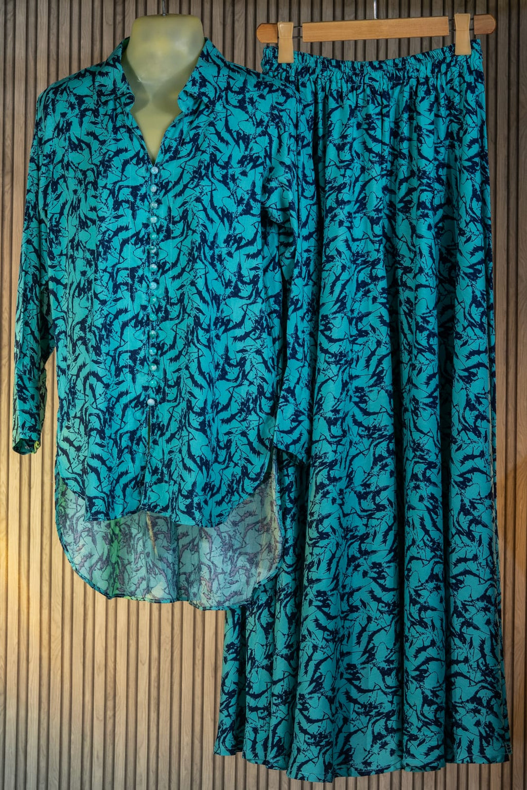 Winter Linen Co-Ord Set for Women – Ocean Depth