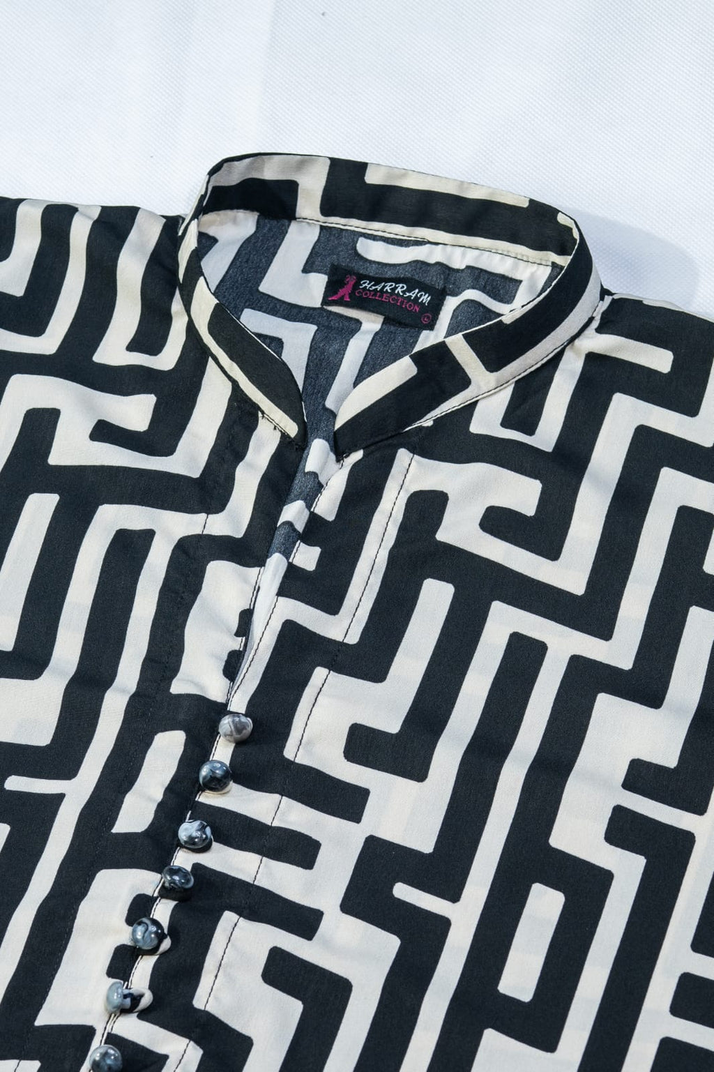 Winter Linen Co-Ord Set for Women – Monochrome Maze